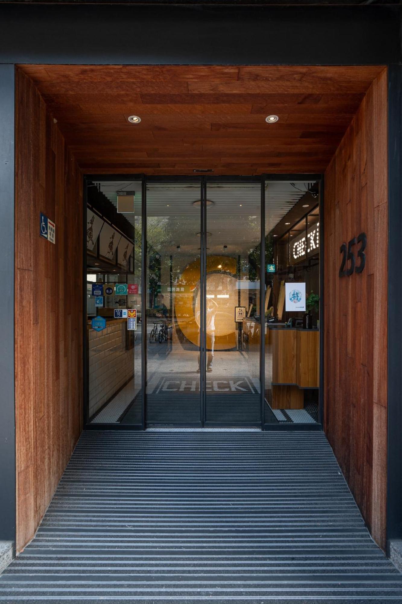 Check Inn Taipei Songjiang Екстериор снимка
