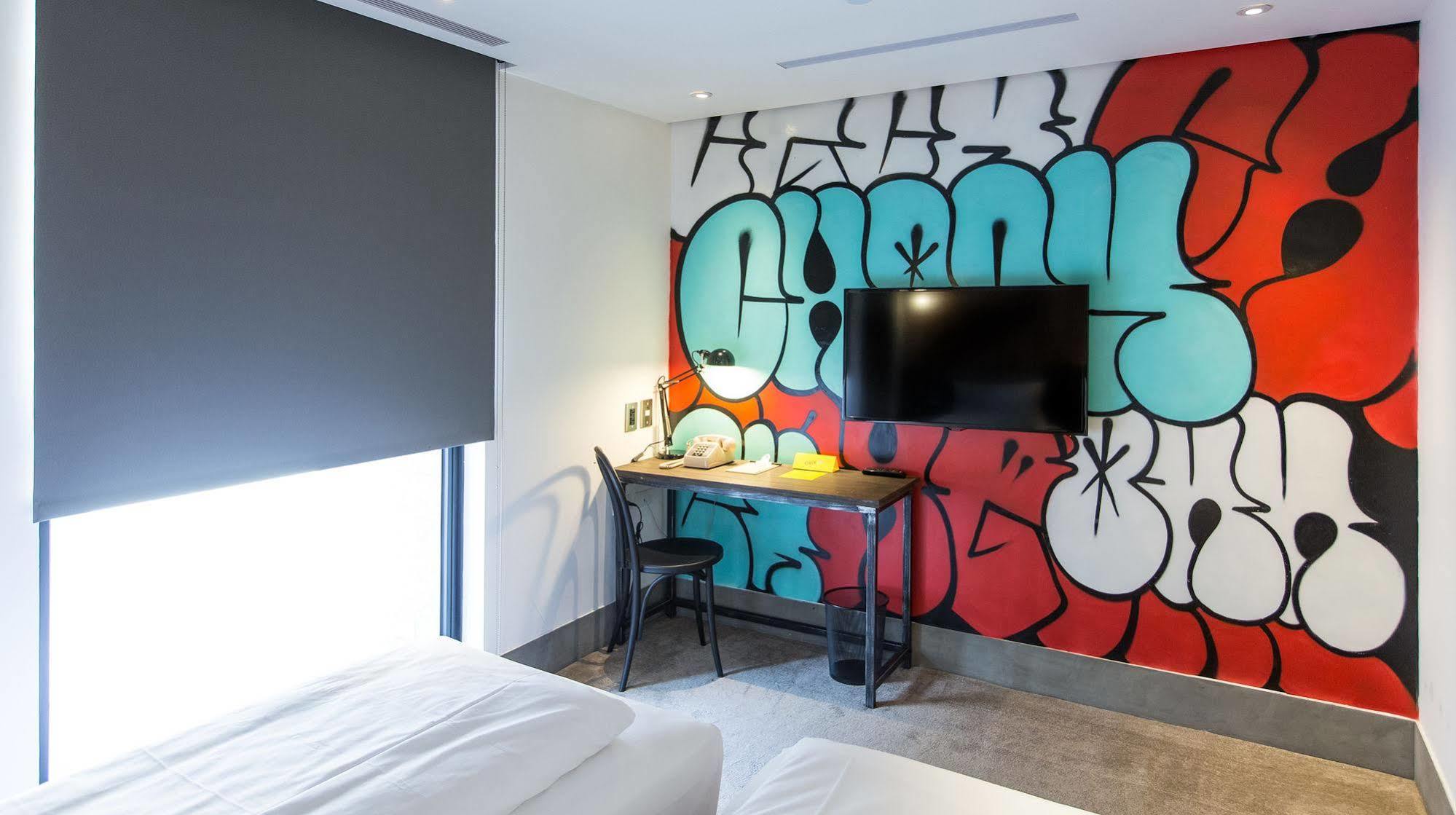Check Inn Taipei Songjiang Екстериор снимка