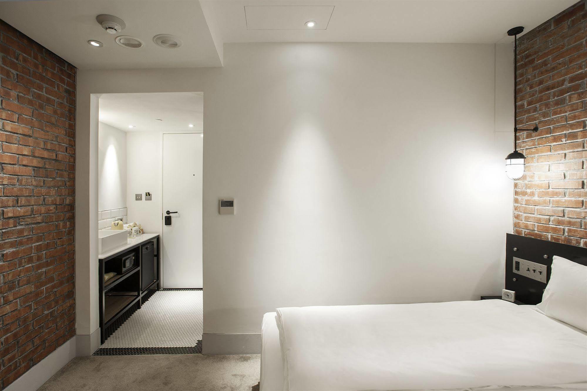 Check Inn Taipei Songjiang Екстериор снимка